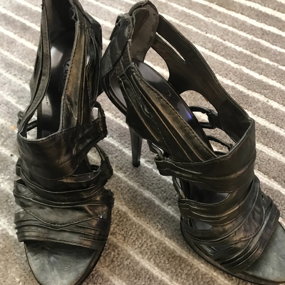 Sexy Hot Shoes - Carlos by Carlos Santana Regent-Pewter